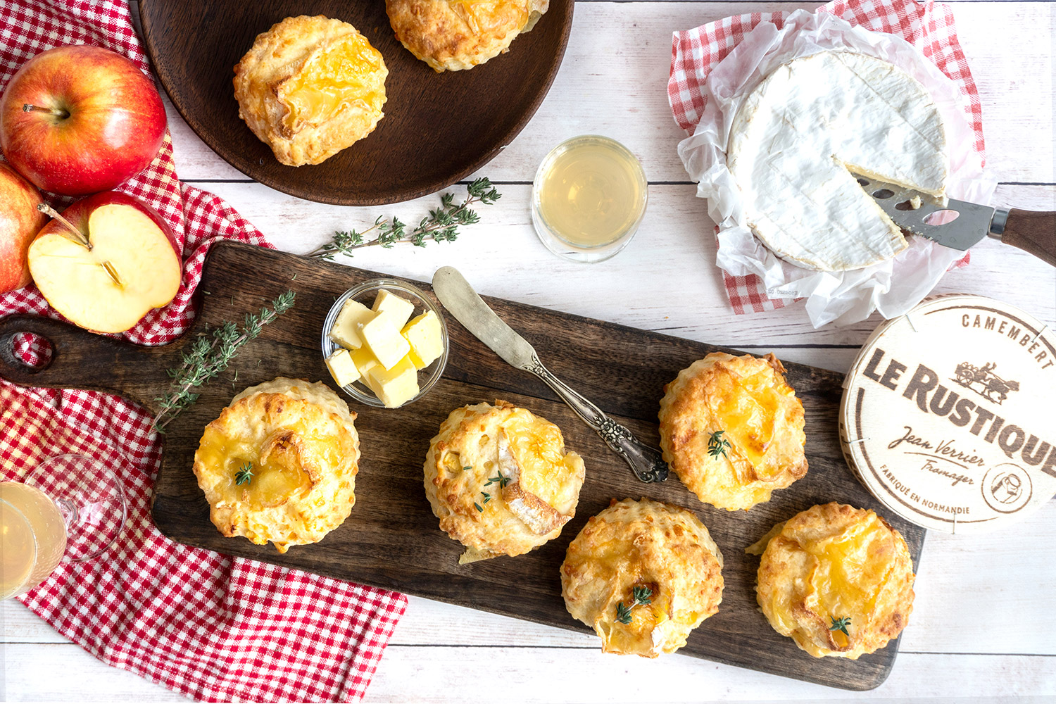 Agropur Grand Cheddar, apple and camembert scones | Cheesebar